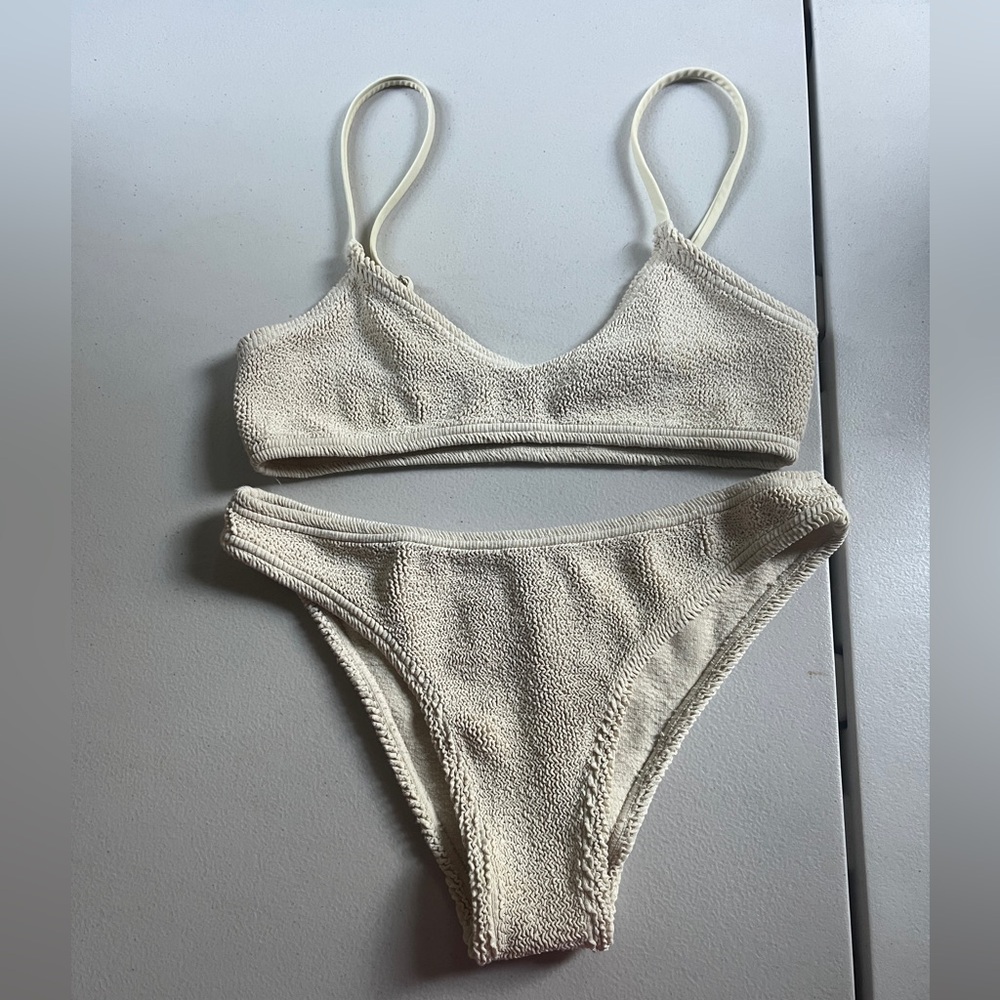 Love & bikinis white bikini. One size.